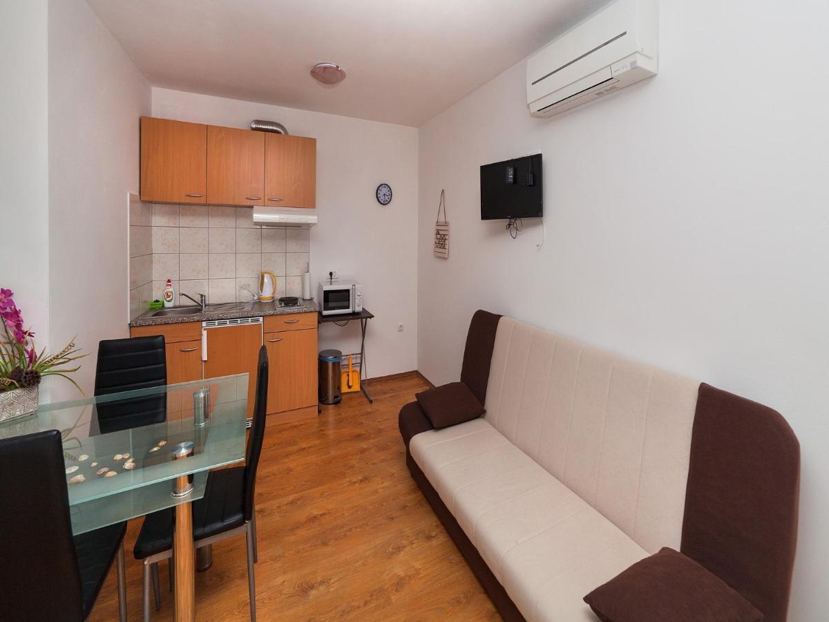 Apartments Barbara 布鲁赛吉 外观 照片
